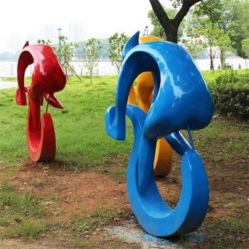 汕尾玻璃鋼城市雕塑 騎自行車(chē)人物造型的藝術(shù)意義
